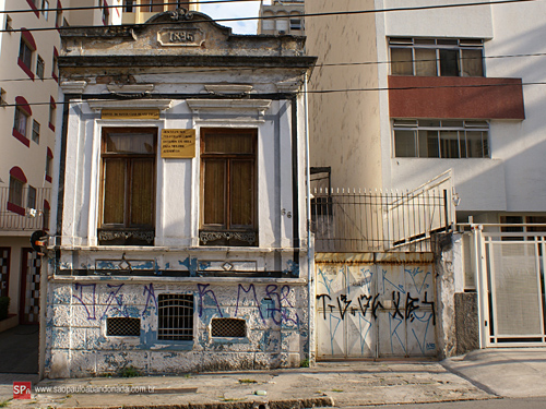 Clique na imagem para ampliar
